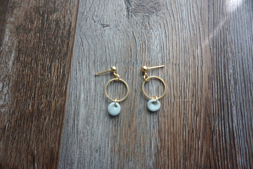 Pistachio green circle earrings