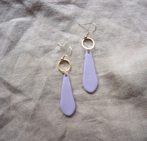 Medium lilac teardrops